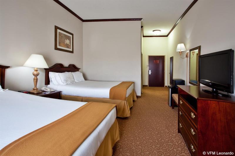 Holiday Inn Express & Suites - Commerce By Ihg Экстерьер фото